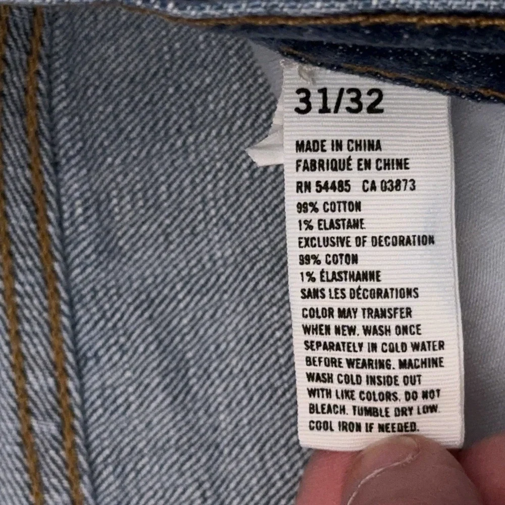 American Eagle Jeans Men's 33x32 Slim Straight Medium Wash‎ Faded Whiskered